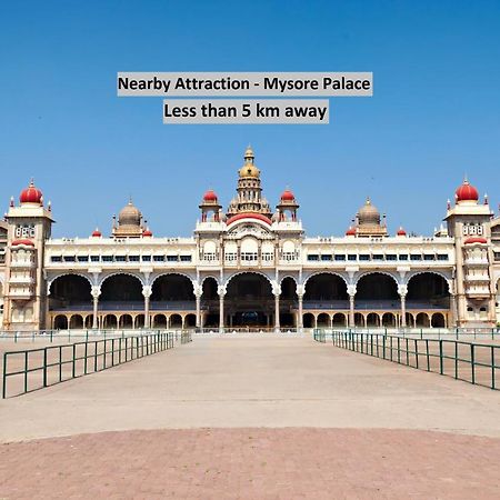Capital O 76622 Hotel Raama Grand Mysore Exterior foto